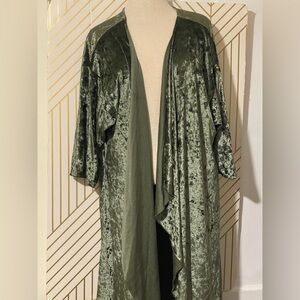 LuLaRoe Crushed Velvet Shirley